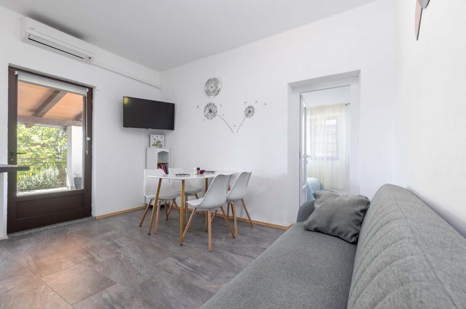 Dvi Ulike Apartman Labinci Kültér fotó